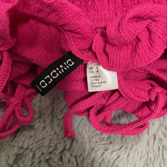 H&M Top - Picture 2 of 2